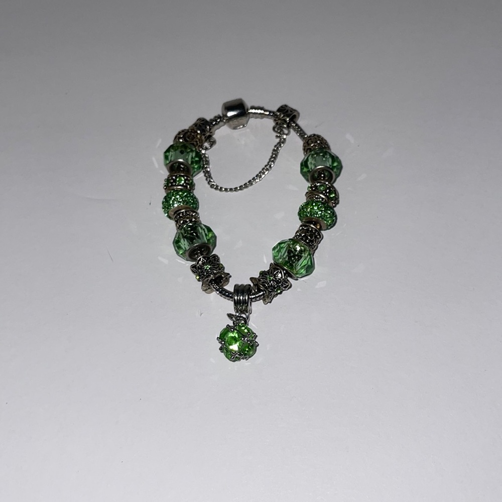 CRYSTAL BEADED BRACELET